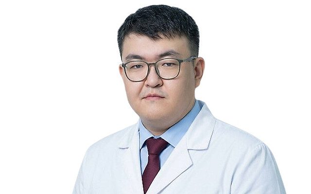 Ли Дмитрий Владимирович